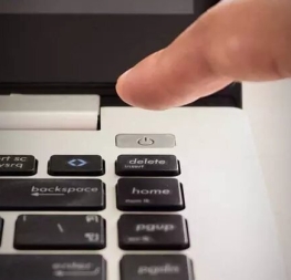 Turn off or leave the laptop on standby, which is more recommended?